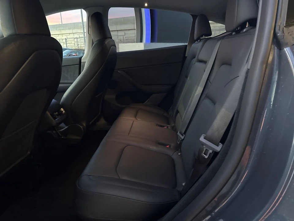 2023 Tesla Model Y - Image 15 of 21