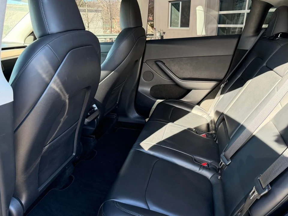 2023 Tesla Model Y - Image 13 of 21