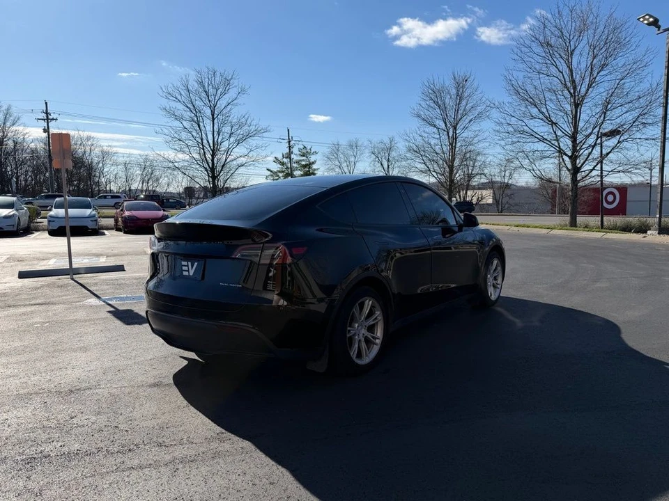 2023 Tesla Model Y - Image 6 of 21