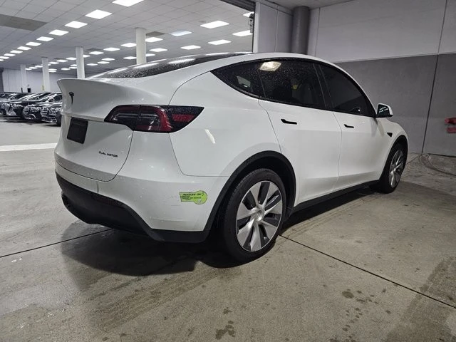 2023 Tesla Model Y - Image 2 of 12
