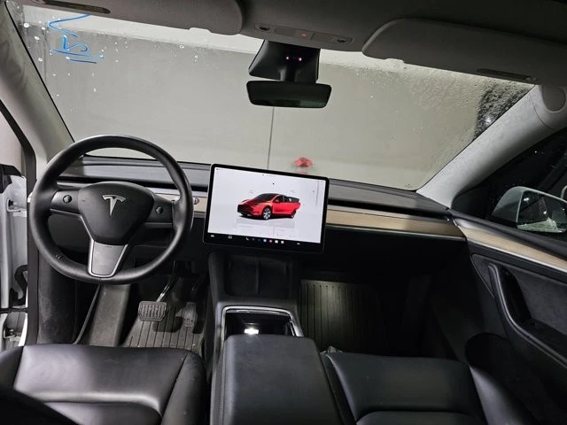 2023 Tesla Model Y - Image 9 of 12