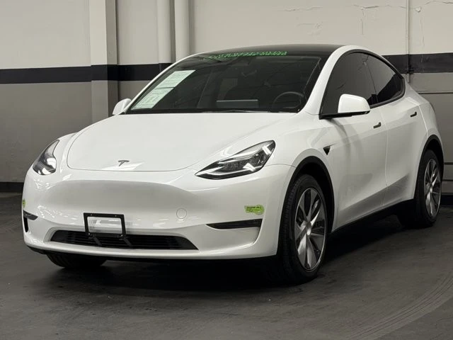 2023 Tesla Model Y - Image 7 of 12