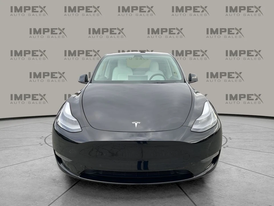 2023 Tesla Model Y - Image 8 of 12