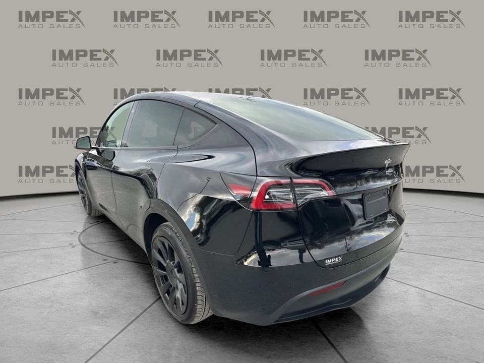 2023 Tesla Model Y - Image 3 of 21
