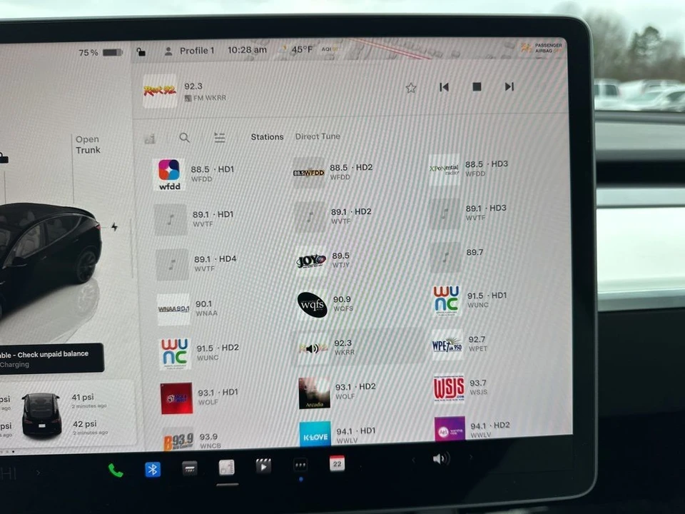 2023 Tesla Model Y - Image 18 of 21