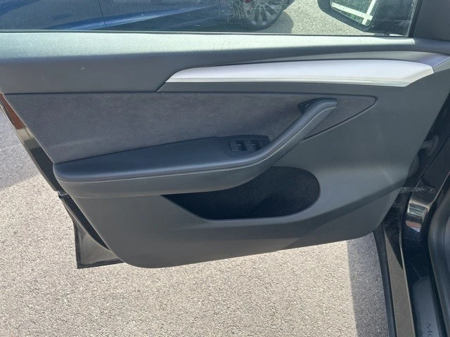 2023 Tesla Model Y - Image 10 of 21