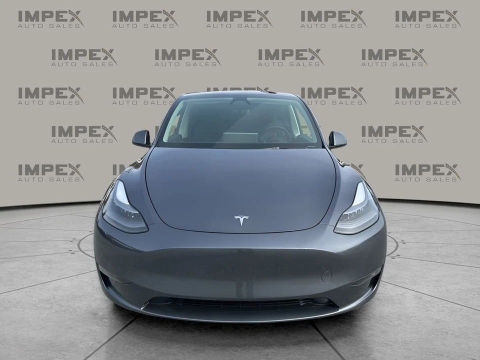 2023 Tesla Model Y - Image 8 of 12