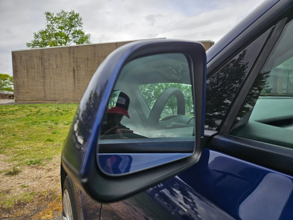 2023 Tesla Model Y - Image 19 of 31