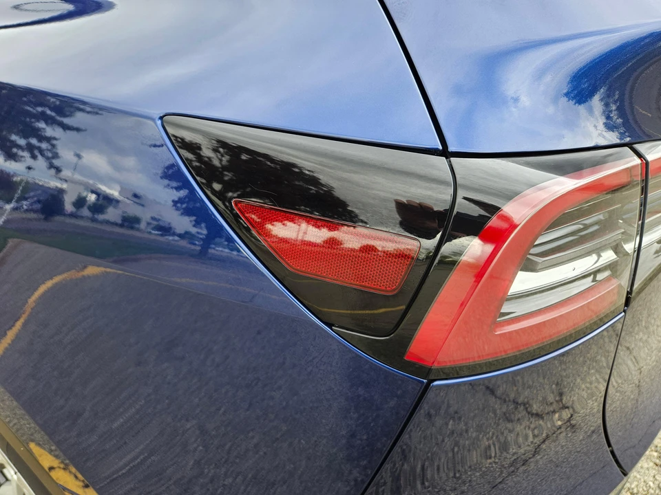 2023 Tesla Model Y - Image 23 of 31
