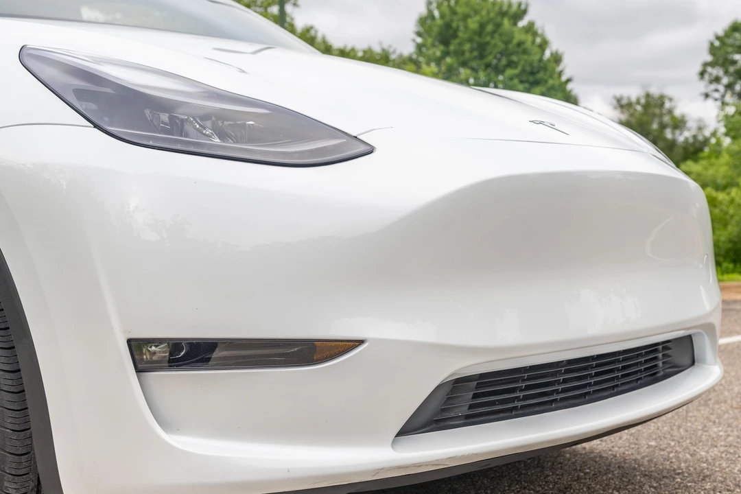 2023 Tesla Model Y - Image 10 of 31