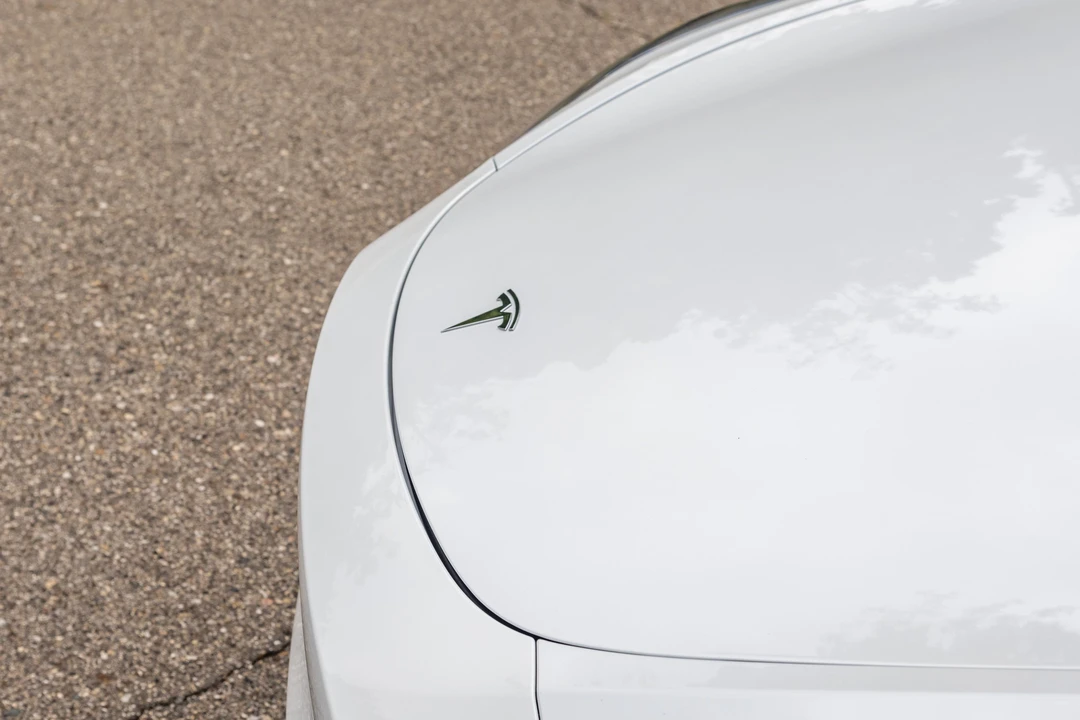 2023 Tesla Model Y - Image 14 of 31