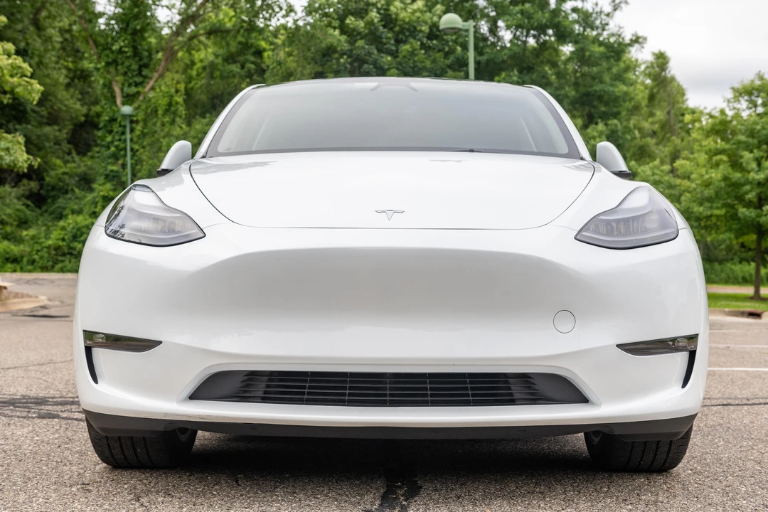 2023 Tesla Model Y - Image 6 of 31