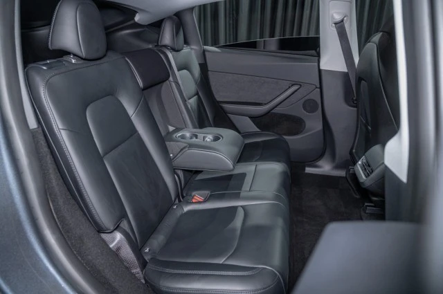 2023 Tesla Model Y - Image 12 of 19