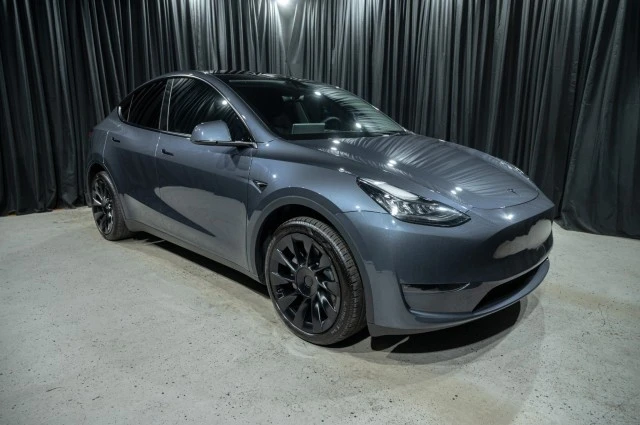 2023 Tesla Model Y - Image 3 of 19