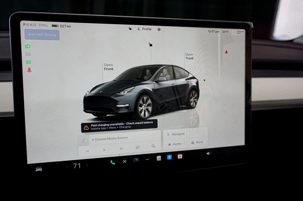 2023 Tesla Model Y - Image 10 of 12