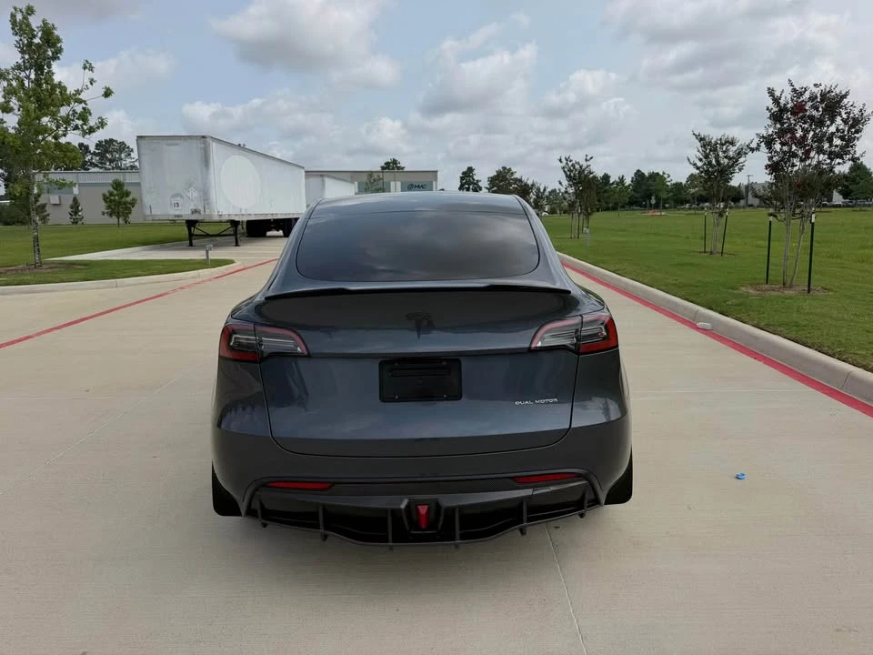 2023 Tesla Model Y - Image 6 of 14