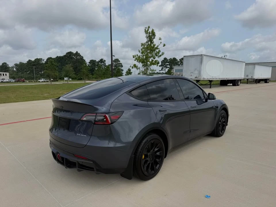 2023 Tesla Model Y - Image 5 of 14
