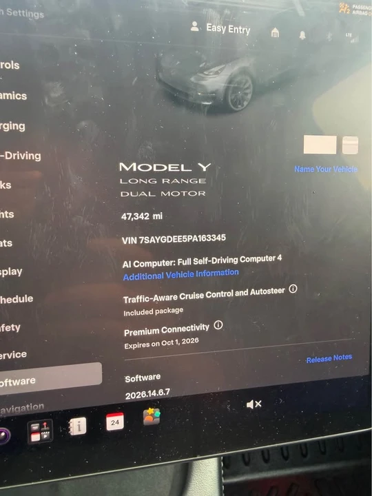 2023 Tesla Model Y - Image 14 of 14