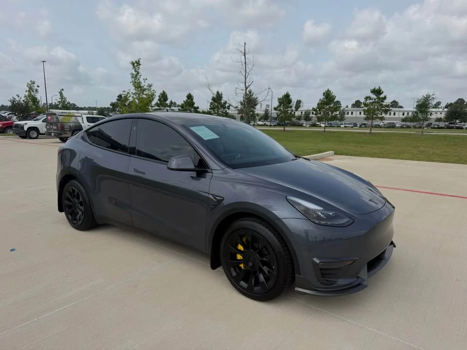 2023 Tesla Model Y - Image 3 of 14