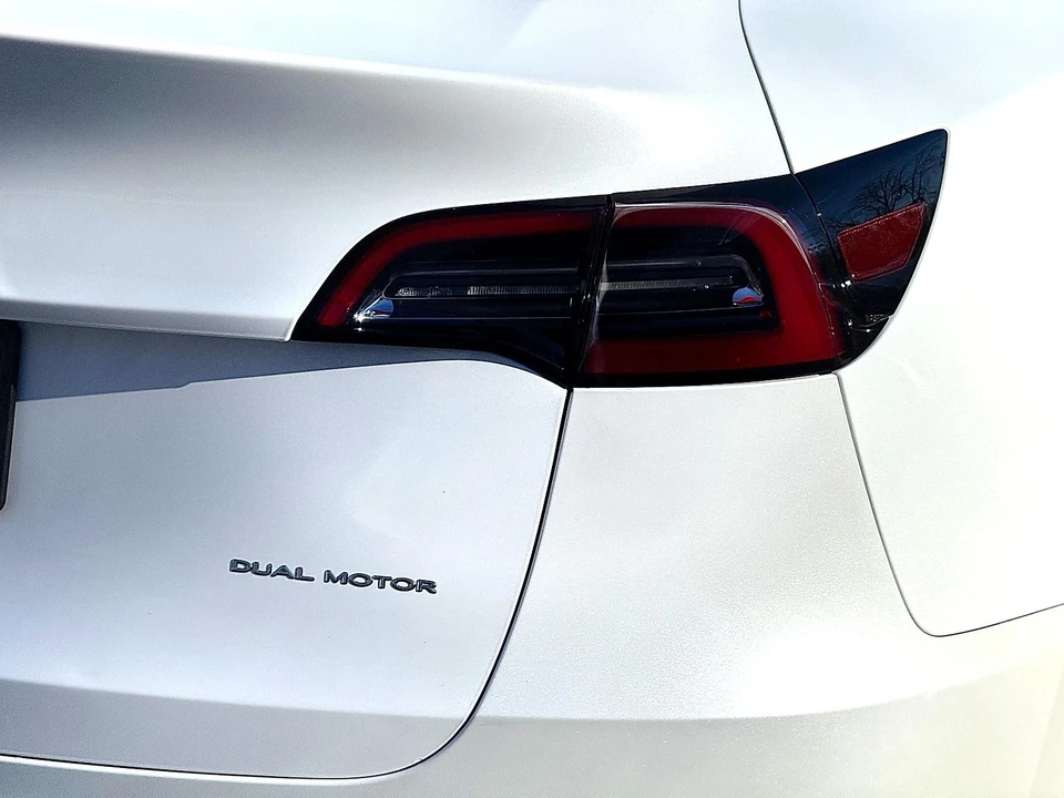 2023 Tesla Model Y - Image 15 of 21