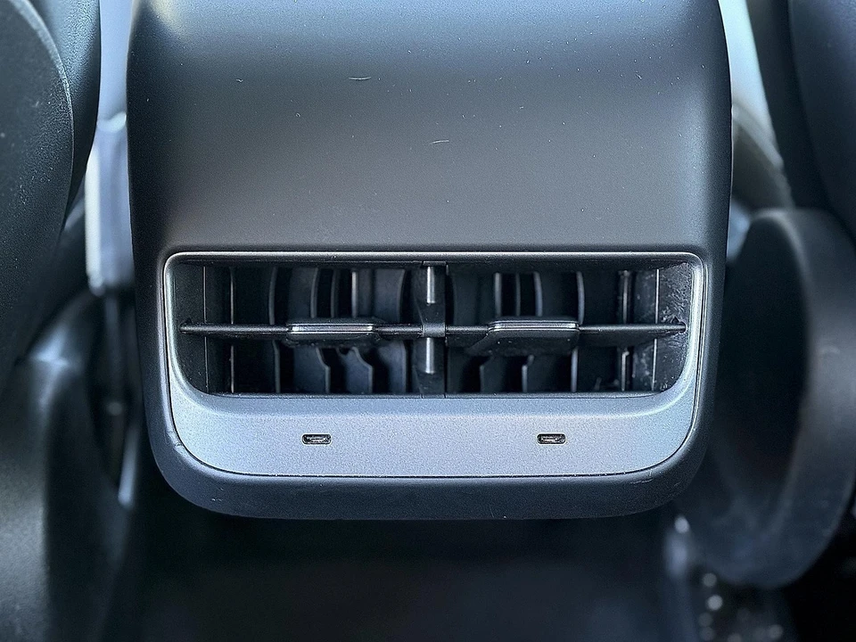 2023 Tesla Model Y - Image 16 of 21