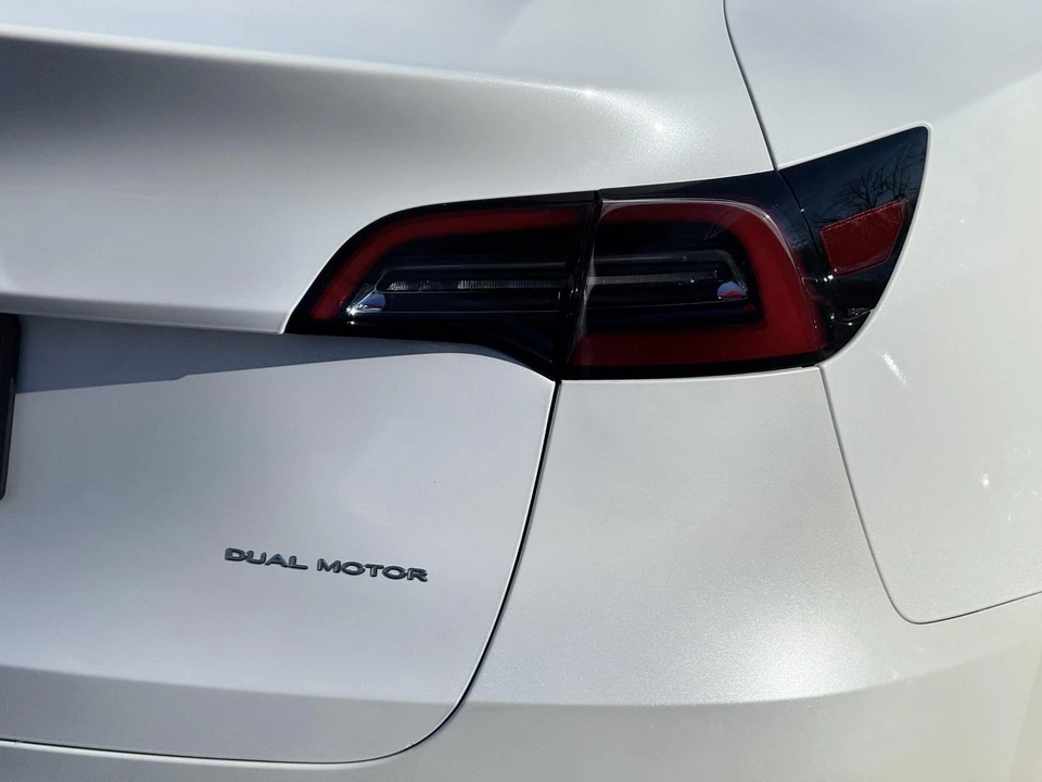 2023 Tesla Model Y - Image 14 of 21