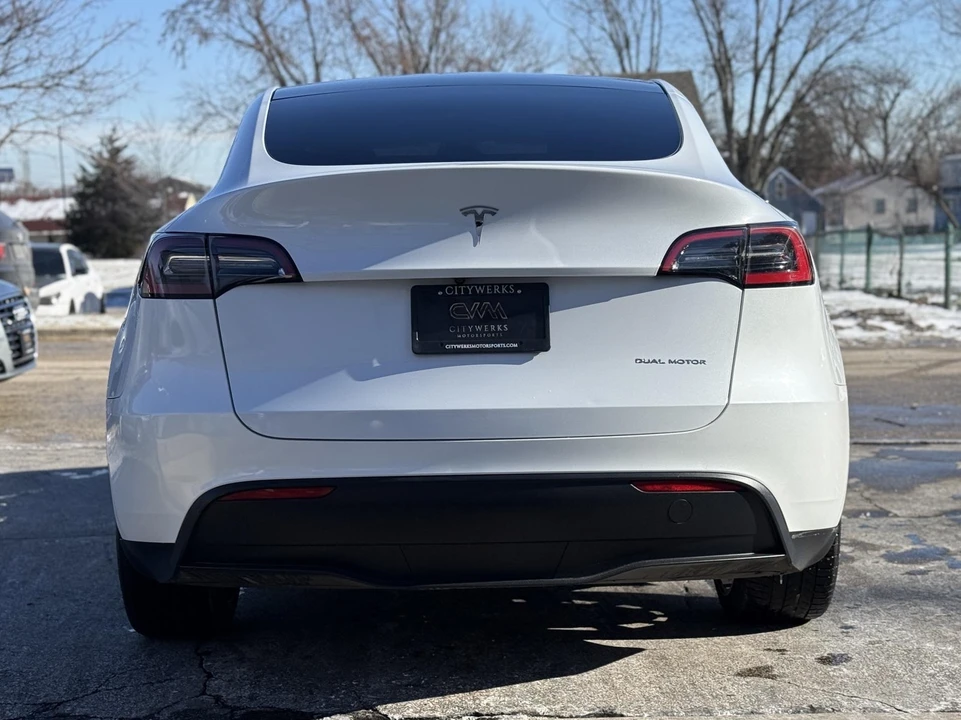 2023 Tesla Model Y - Image 3 of 21