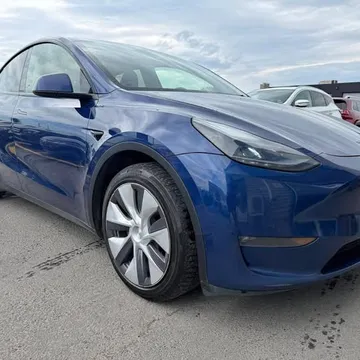 2023 Tesla Model Y Long Range Dual Motor