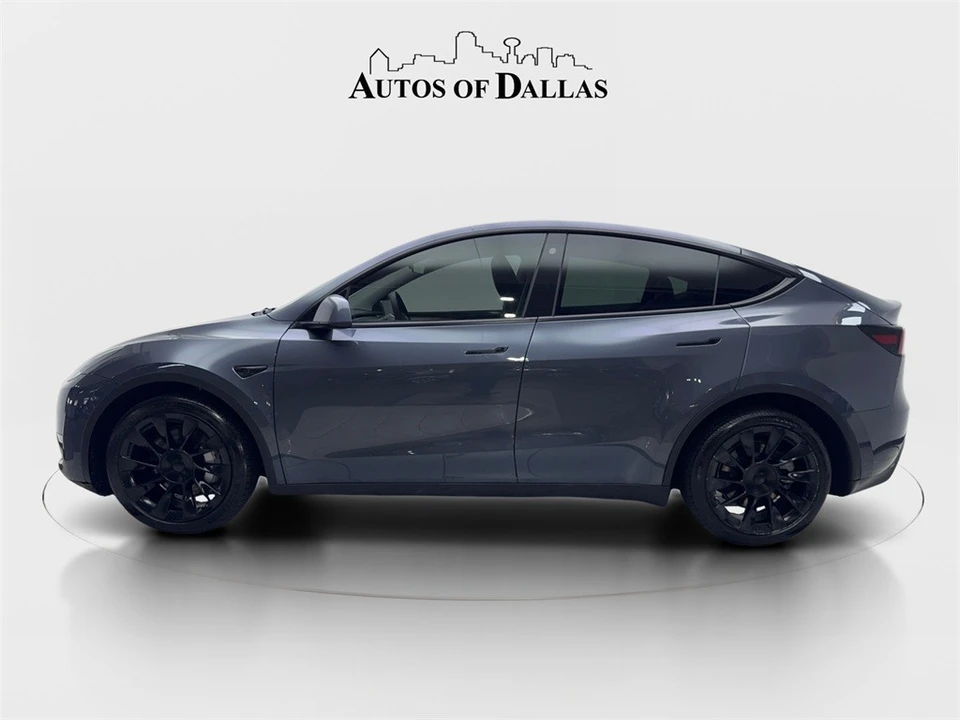 2023 Tesla Model Y - Image 5 of 12