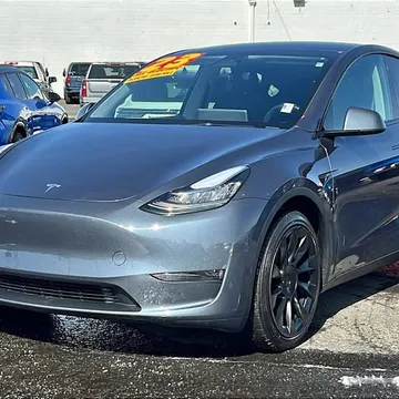 2023 Tesla Model Y Long Range