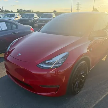 2023 Tesla Model Y Long Range