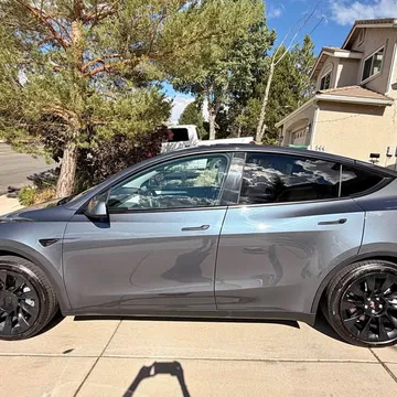 2023 Tesla Model Y Long Range Performance