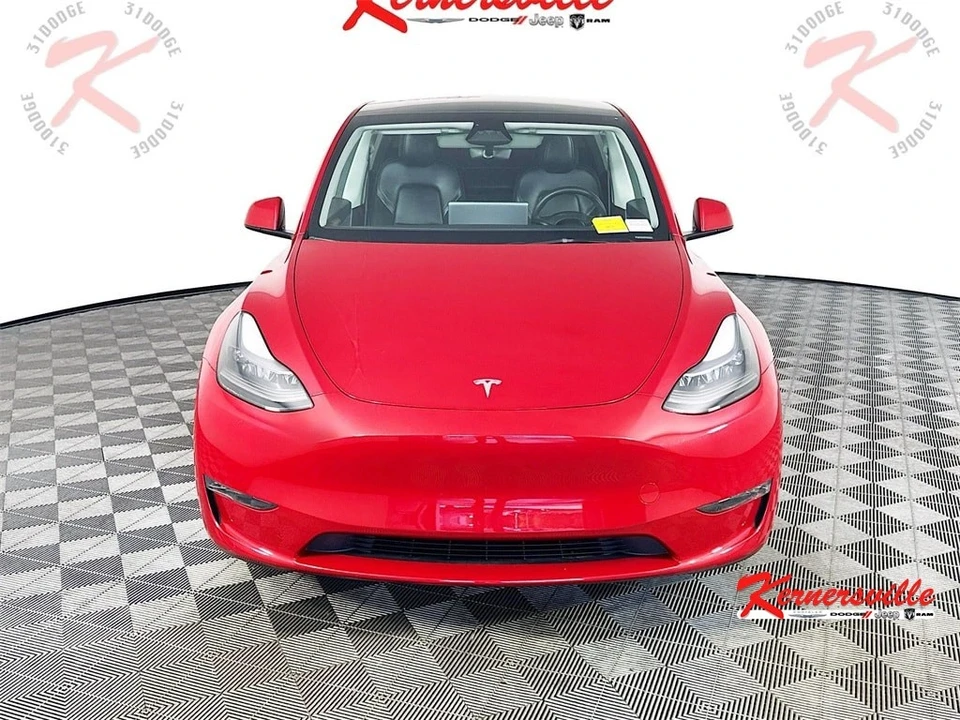 2023 Tesla Model Y - Image 2 of 21