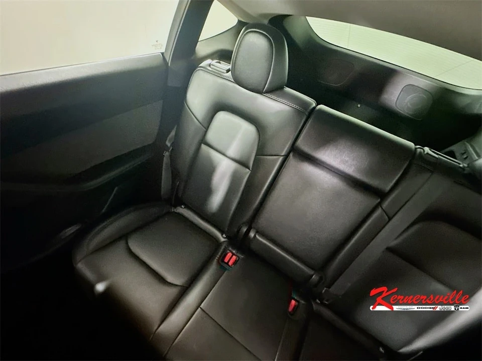 2023 Tesla Model Y - Image 12 of 21