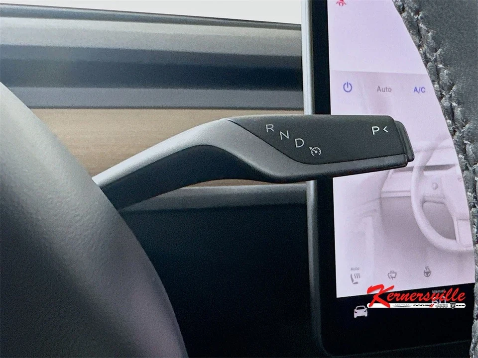 2023 Tesla Model Y - Image 16 of 21