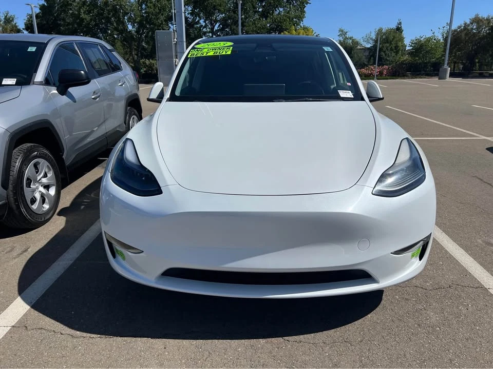 2023 Tesla Model Y - Image 3 of 7