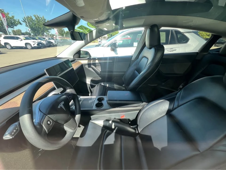 2023 Tesla Model Y - Image 7 of 7