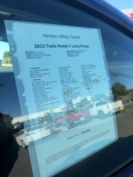 2023 Tesla Model Y - Image 3 of 5