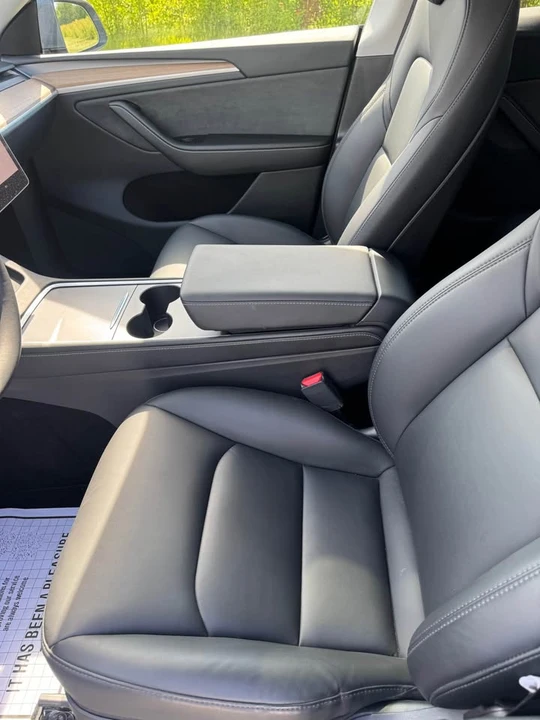 2023 Tesla Model Y - Image 7 of 9
