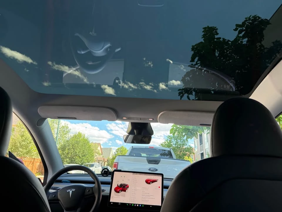 2023 Tesla Model Y - Image 9 of 11