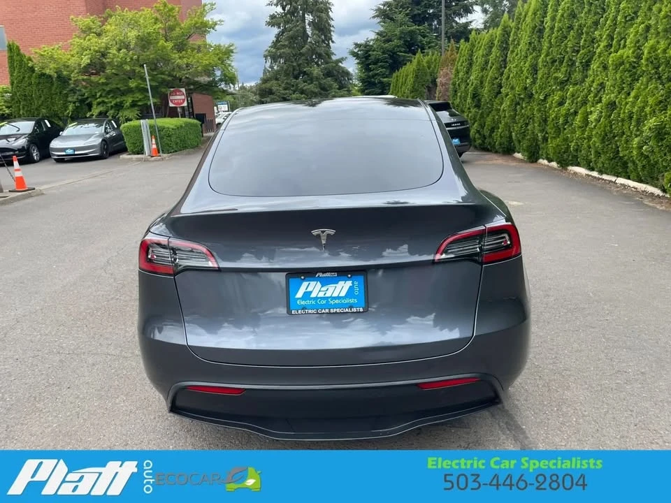 2023 Tesla Model Y - Image 11 of 20