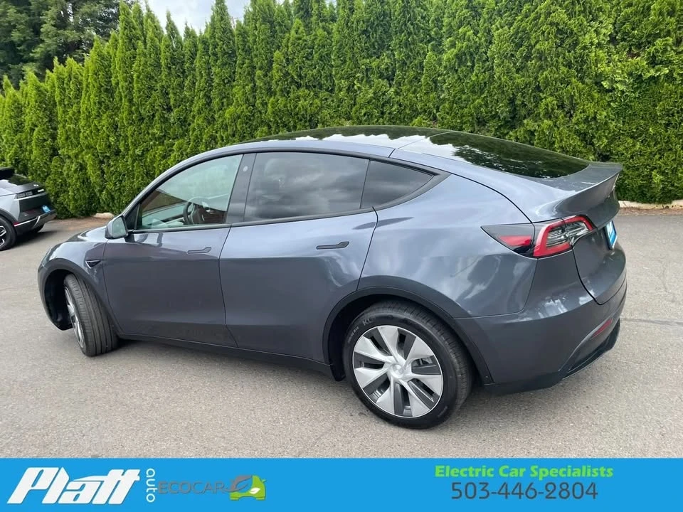 2023 Tesla Model Y - Image 8 of 20