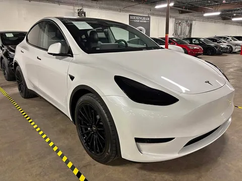 2023 Tesla Model Y Long Range Sport Utility 4D