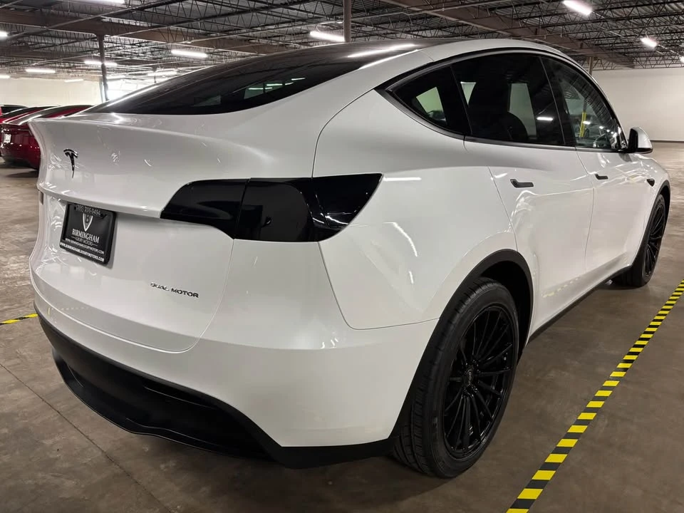 2023 Tesla Model Y - Image 3 of 3