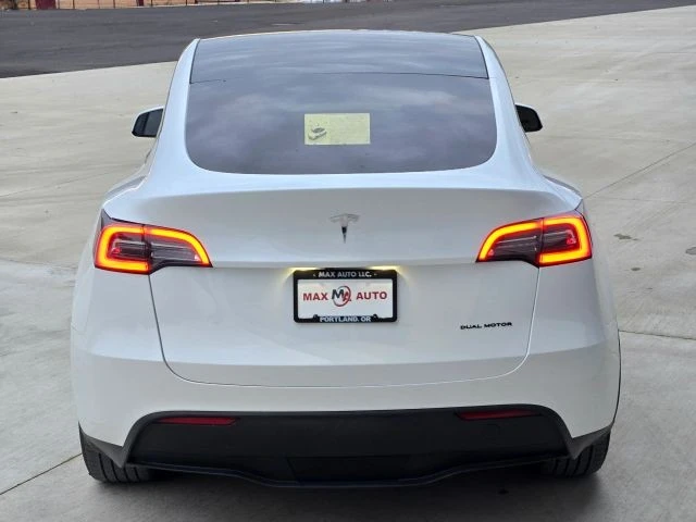 2023 Tesla Model Y - Image 7 of 21