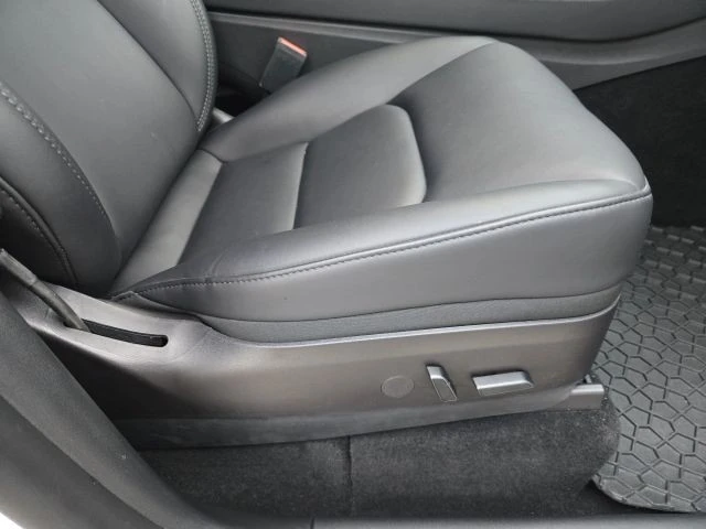 2023 Tesla Model Y - Image 18 of 21