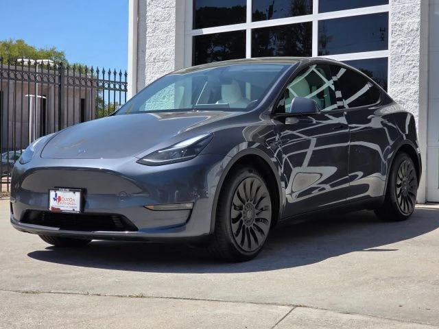 2023 Tesla Model Y - Image 9 of 21