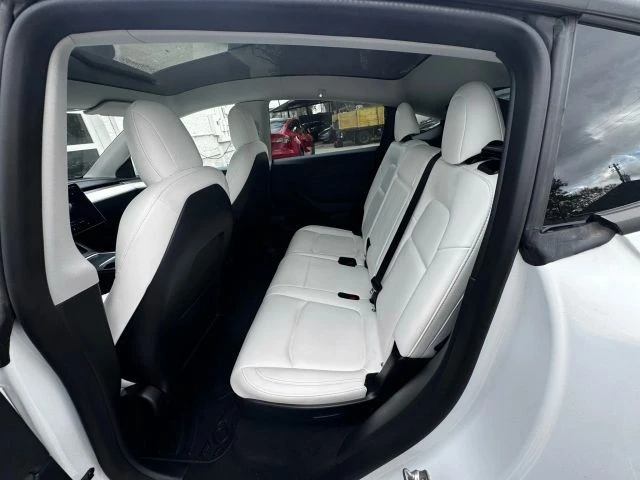 2023 Tesla Model Y - Image 20 of 21