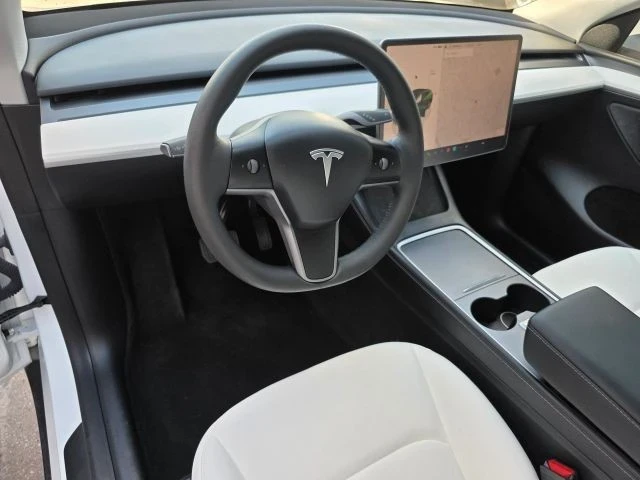 2023 Tesla Model Y - Image 12 of 21