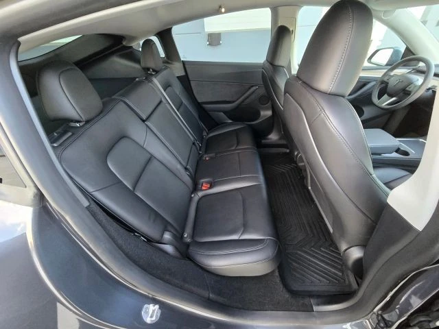 2023 Tesla Model Y - Image 18 of 21